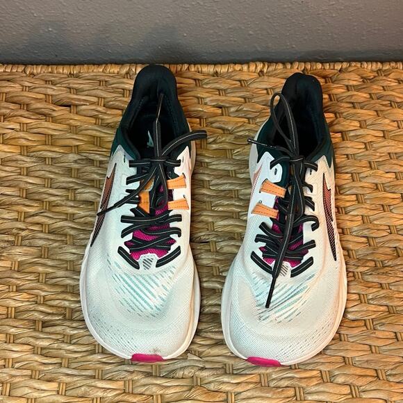 Altra Women’s Running Shoes – Size 7.5 US - Picture 4 of 8